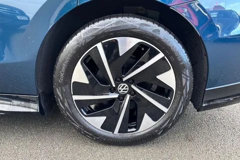 KM25CYY Volkswagen Id.7 210kW Match Pro 77kWh 5dr Auto Thumbnail #11