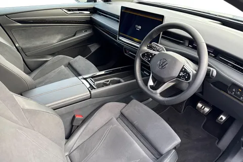 KM25CYY Volkswagen Id.7 210kW Match Pro 77kWh 5dr Auto Thumbnail #13