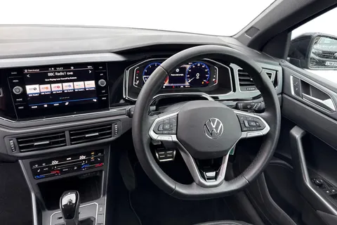DC25NJJ Volkswagen Polo 1.0 TSI 115 Black Edition 5dr DSG Thumbnail #17