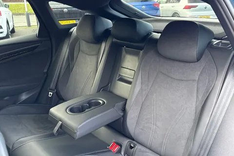 KM25CYY Volkswagen Id.7 210kW Match Pro 77kWh 5dr Auto Thumbnail #18