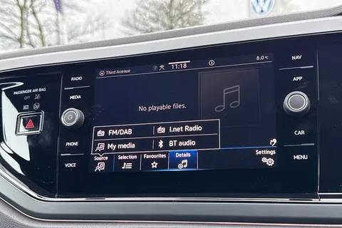 DC25NJJ Volkswagen Polo 1.0 TSI 115 Black Edition 5dr DSG Thumbnail #28