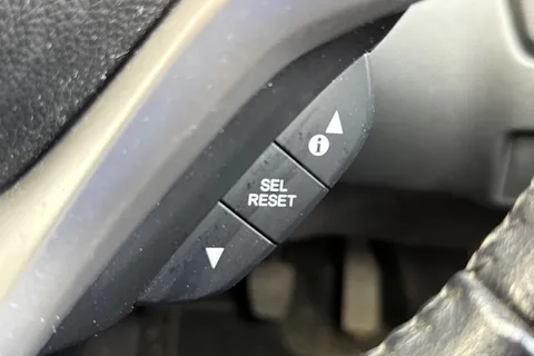 MT19EKK Honda Jazz 1.3 i-VTEC EX 5dr Thumbnail #36