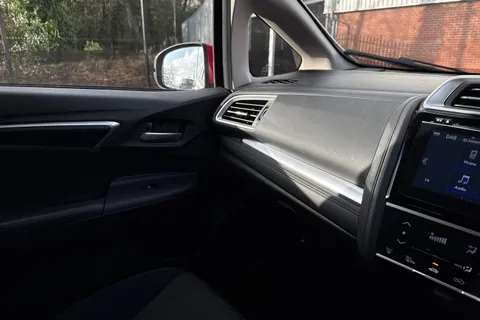 MT19EKK Honda Jazz 1.3 i-VTEC EX 5dr Thumbnail #38