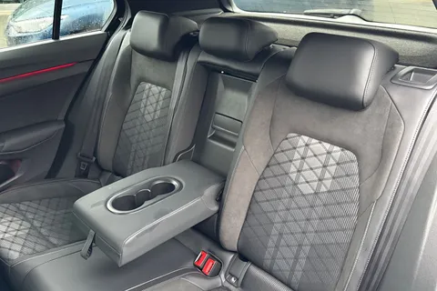 KP75MKC Volkswagen Golf 1.5 TSI 150 R-Line 5dr Thumbnail #18