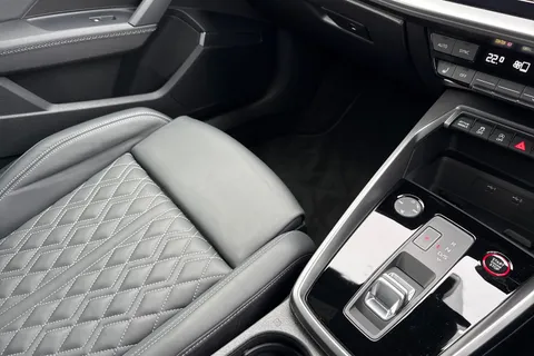 KS23YHF Audi A3 S3 TFSI Quattro Vorsprung 5dr S Tronic Thumbnail #20