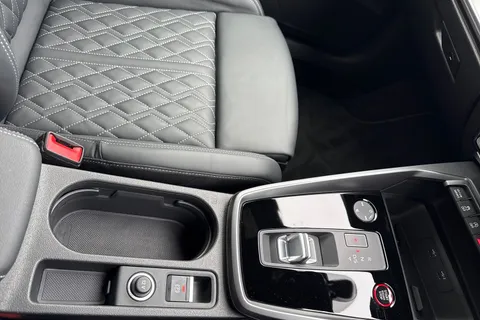 KS23YHF Audi A3 S3 TFSI Quattro Vorsprung 5dr S Tronic Thumbnail #23