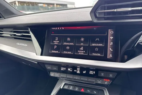 KS23YHF Audi A3 S3 TFSI Quattro Vorsprung 5dr S Tronic Thumbnail #44