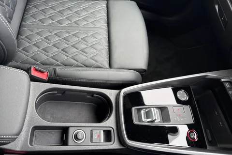 KS23YHF Audi A3 S3 TFSI Quattro Vorsprung 5dr S Tronic Thumbnail #53