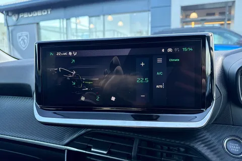 DE25UVK PEUGEOT 208 1.2 PureTech Allure Euro 6 (s/s) 5dr Thumbnail #22