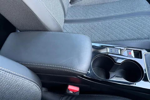 DE25UVK PEUGEOT 208 1.2 PureTech Allure Euro 6 (s/s) 5dr Thumbnail #59