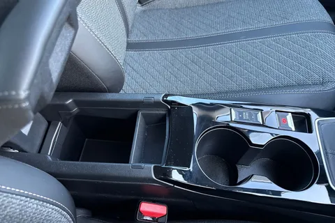 DE25UVK PEUGEOT 208 1.2 PureTech Allure Euro 6 (s/s) 5dr Thumbnail #60