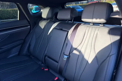  BYD Seal U 1.5 DM-i 18.3kWh Design CVT Auto AWD Euro 6 (s/s) 5dr Thumbnail #14