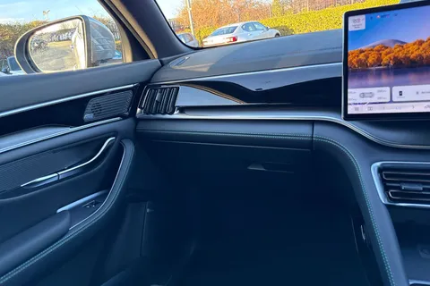  BYD Seal U 1.5 DM-i 18.3kWh Design CVT Auto AWD Euro 6 (s/s) 5dr Thumbnail #15