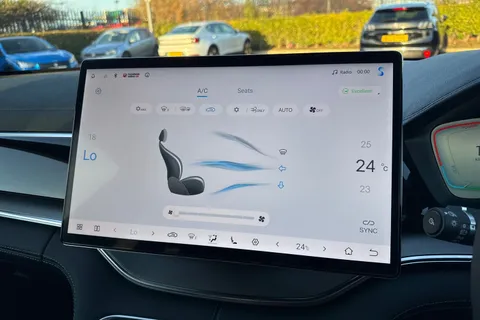  BYD Seal U 1.5 DM-i 18.3kWh Design CVT Auto AWD Euro 6 (s/s) 5dr Thumbnail #19