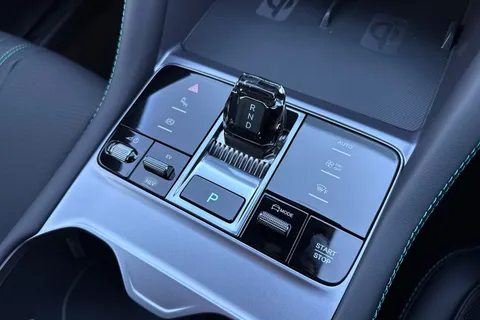  BYD Seal U 1.5 DM-i 18.3kWh Design CVT Auto AWD Euro 6 (s/s) 5dr Thumbnail #20