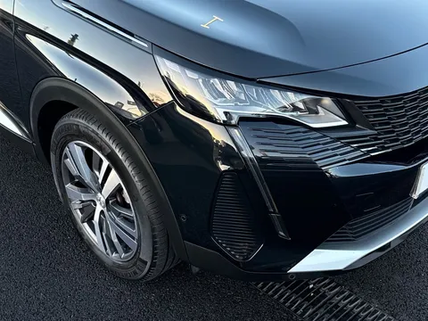 MW22HXO PEUGEOT 3008 1.2 PureTech Allure Premium Euro 6 (s/s) 5dr Thumbnail #16