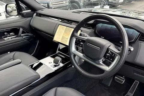 BA73YRT Land Rover Range Rover 3.0 D300 SE 4dr Auto Thumbnail #32