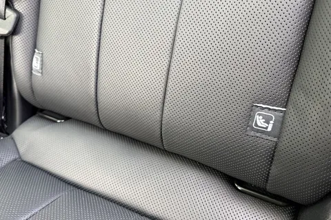 BA73YRT Land Rover Range Rover 3.0 D300 SE 4dr Auto Thumbnail #41