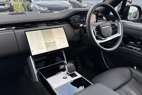 BA73YRT Land Rover Range Rover 3.0 D300 SE 4dr Auto Thumbnail #44