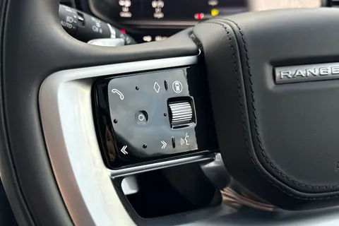 BA73YRT Land Rover Range Rover 3.0 D300 SE 4dr Auto Thumbnail #47