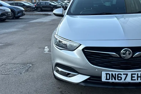 DN67EHT Vauxhall Insignia 2.0 Turbo D BlueInjection SRi Nav Grand Sport Euro 6 (s/s) 5dr Thumbnail #26