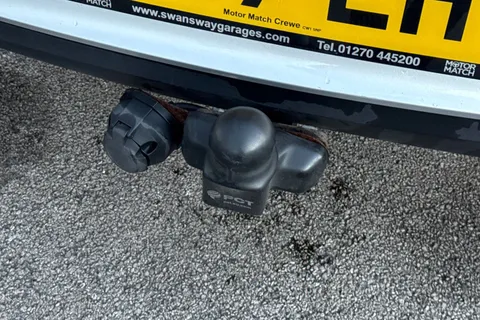 DN67EHT Vauxhall Insignia 2.0 Turbo D BlueInjection SRi Nav Grand Sport Euro 6 (s/s) 5dr Thumbnail #35