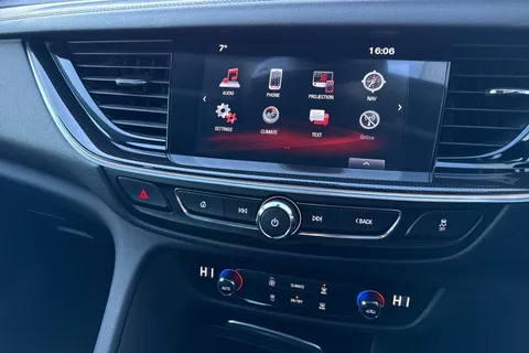 DN67EHT Vauxhall Insignia 2.0 Turbo D BlueInjection SRi Nav Grand Sport Euro 6 (s/s) 5dr Thumbnail #44