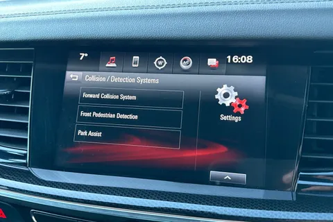 DN67EHT Vauxhall Insignia 2.0 Turbo D BlueInjection SRi Nav Grand Sport Euro 6 (s/s) 5dr Thumbnail #52