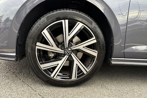 DC25NJJ Volkswagen Polo 1.0 TSI 115 Black Edition 5dr DSG |  Heated Seats | Adaptive Cruise Control Thumbnail #11