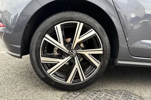 DC25NJJ Volkswagen Polo 1.0 TSI 115 Black Edition 5dr DSG |  Heated Seats | Adaptive Cruise Control Thumbnail #12