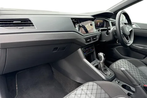 DC25NJJ Volkswagen Polo 1.0 TSI 115 Black Edition 5dr DSG |  Heated Seats | Adaptive Cruise Control Thumbnail #15