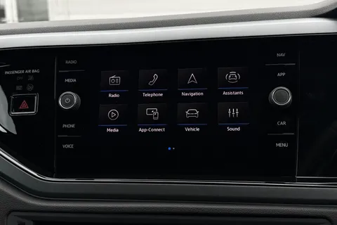 DC25NJJ Volkswagen Polo 1.0 TSI 115 Black Edition 5dr DSG |  Heated Seats | Adaptive Cruise Control Thumbnail #17