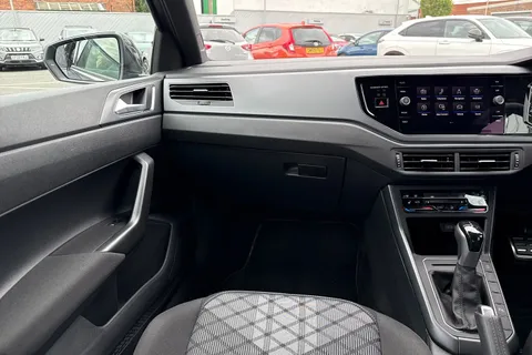 DC25NJJ Volkswagen Polo 1.0 TSI 115 Black Edition 5dr DSG |  Heated Seats | Adaptive Cruise Control Thumbnail #20