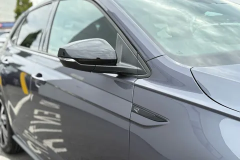 DC25NJJ Volkswagen Polo 1.0 TSI 115 Black Edition 5dr DSG |  Heated Seats | Adaptive Cruise Control Thumbnail #42