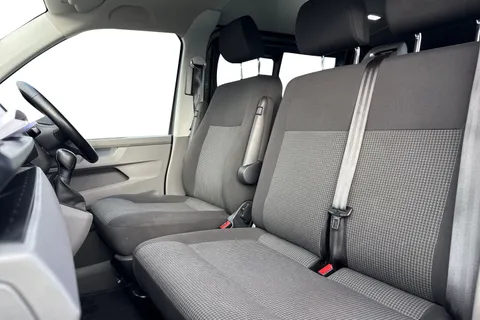 CX74LWK Volkswagen Transporter 2.0 TDI T32 Startline Kombi DSG FWD SWB Euro 6 (s/s) 5dr Thumbnail #15