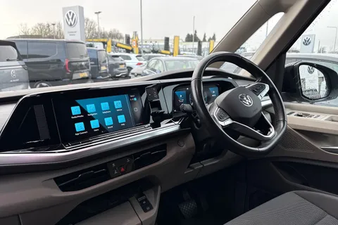 CX72NZD Volkswagen Multivan 1.5 TSI Life Long MPV DSG Euro 6 (s/s) 5dr Thumbnail #18