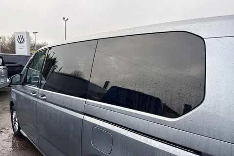 CX72NZD Volkswagen Multivan 1.5 TSI Life Long MPV DSG Euro 6 (s/s) 5dr Thumbnail #27