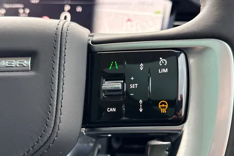 49 of 51 for Land Rover Range Rover 3.0 D300 SE 5dr