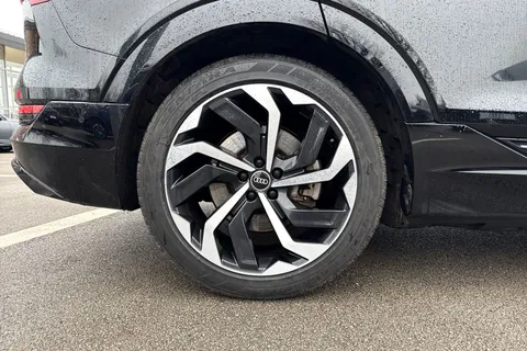 RK71MHM Audi e-tron Black Edition 50 quattro 230,00 kW Thumbnail #11