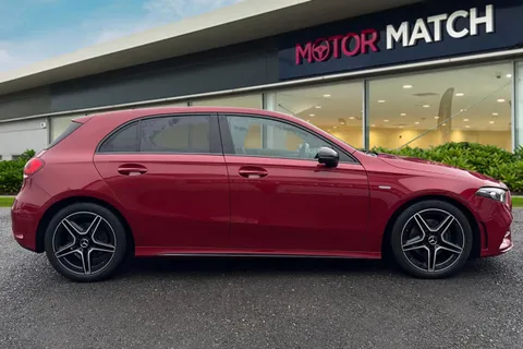 PK22HKX Mercedes-Benz A Class 1.3 A200 AMG Line Edition (Executive) 7G-DCT Euro 6 (s/s) 5dr Thumbnail #4