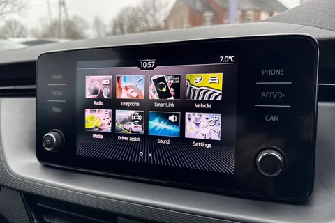 12 of 52 for Škoda Kamiq 1.0 TSI SE DSG Euro 6 (s/s) 5dr