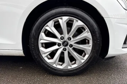 7 of 58 for Audi A4 Avant 2.0 TFSI 35 Technik S Tronic Euro 6 (s/s) 5dr