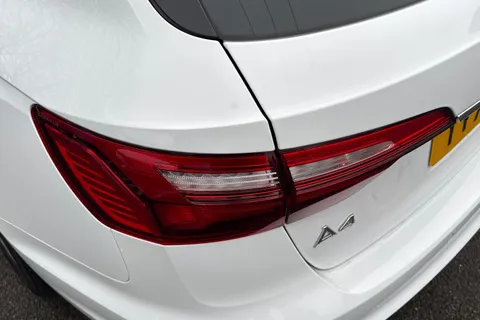 16 of 58 for Audi A4 Avant 2.0 TFSI 35 Technik S Tronic Euro 6 (s/s) 5dr