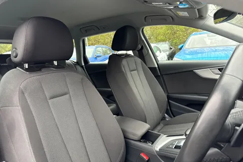 21 of 58 for Audi A4 Avant 2.0 TFSI 35 Technik S Tronic Euro 6 (s/s) 5dr