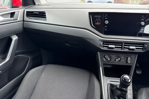 DW19ZJU Volkswagen Polo 1.0 TSI SE Euro 6 (s/s) 5dr Thumbnail #20