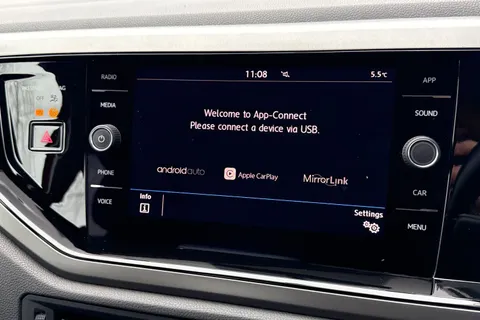 DW19ZJU Volkswagen Polo 1.0 TSI SE Euro 6 (s/s) 5dr Thumbnail #36