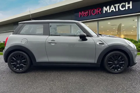 YS16ZRK Mini Hatch 1.5 Cooper D Euro 6 (s/s) 3dr Thumbnail #4