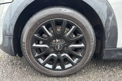 YS16ZRK Mini Hatch 1.5 Cooper D Euro 6 (s/s) 3dr Thumbnail #11