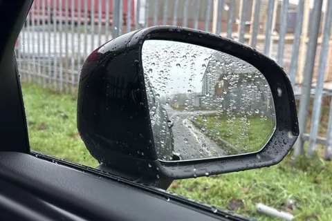 DL25RXT Volvo Xc40 2.0 B4P Plus Dark 5dr Auto Thumbnail #17