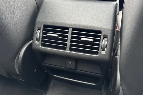 DS72XGE Land Rover Discovery Sport 1.5 P300e Urban Edition 5dr Thumbnail #20